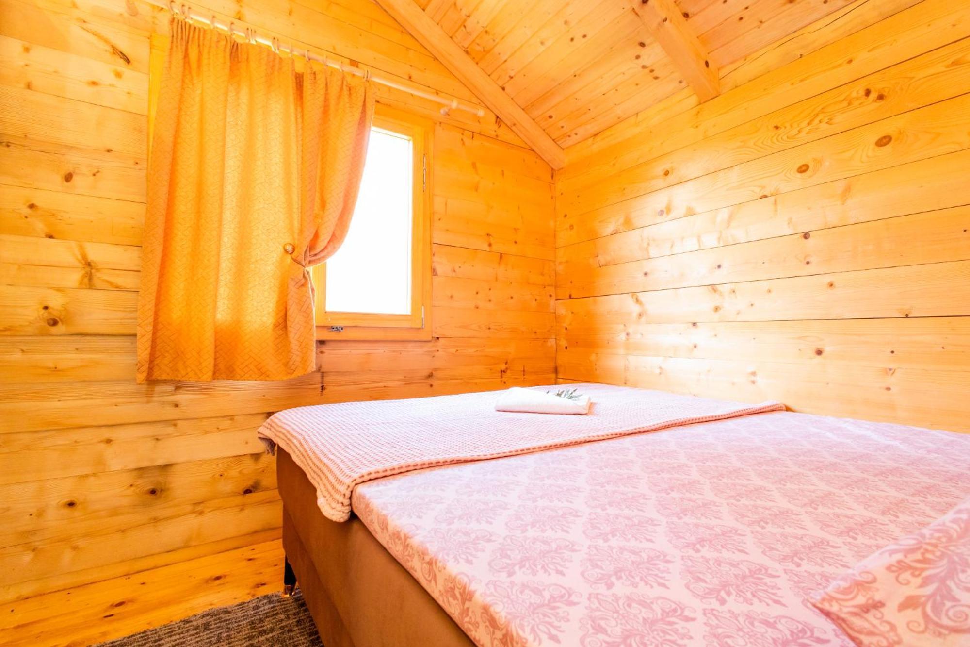 Katana Village Apartment Ülgün Dış mekan fotoğraf