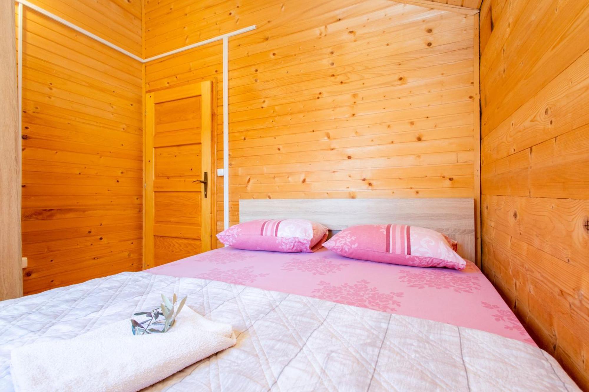 Katana Village Apartment Ülgün Dış mekan fotoğraf